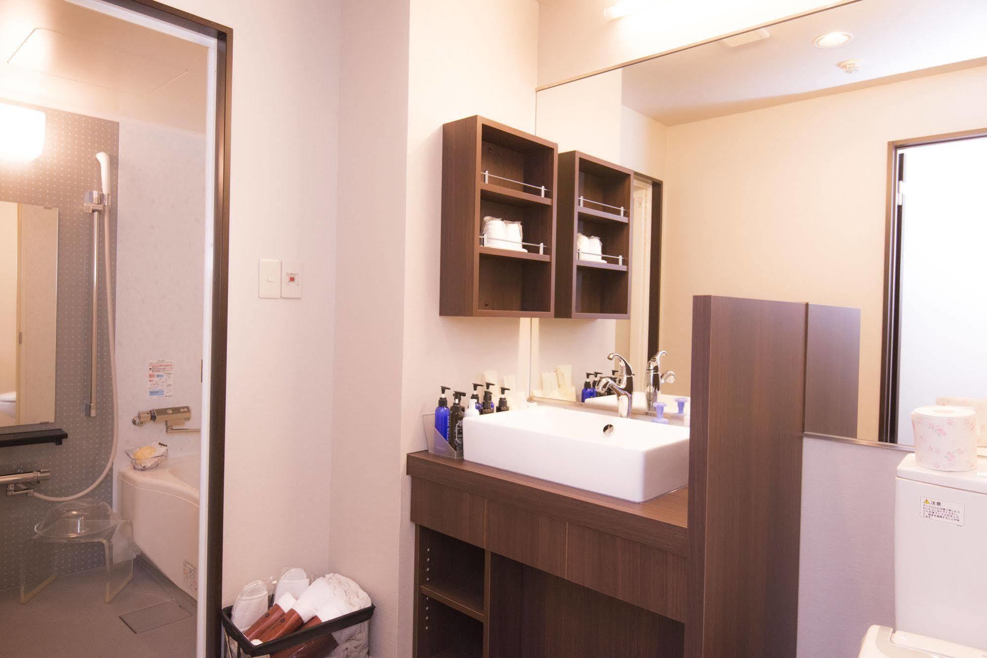 Hotel Double Shibaura Токио Экстерьер фото